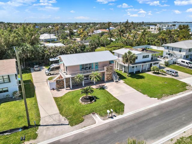 1819 Melaleuca Drive A And B, Fort Pierce, FL 34949