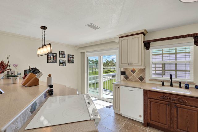 1819 Melaleuca Drive A And B, Fort Pierce, FL 34949