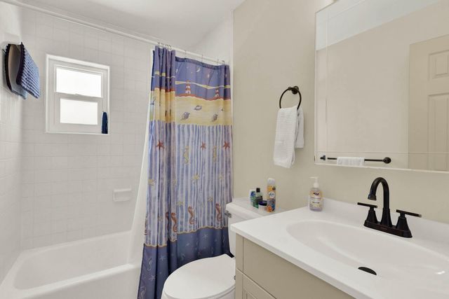 1819 Melaleuca Drive A And B, Fort Pierce, FL 34949