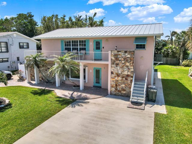 1819 Melaleuca Drive A And B, Fort Pierce, FL 34949