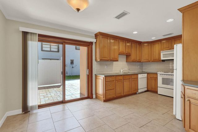 1819 Melaleuca Drive A And B, Fort Pierce, FL 34949