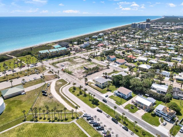 1819 Melaleuca Drive A And B, Fort Pierce, FL 34949