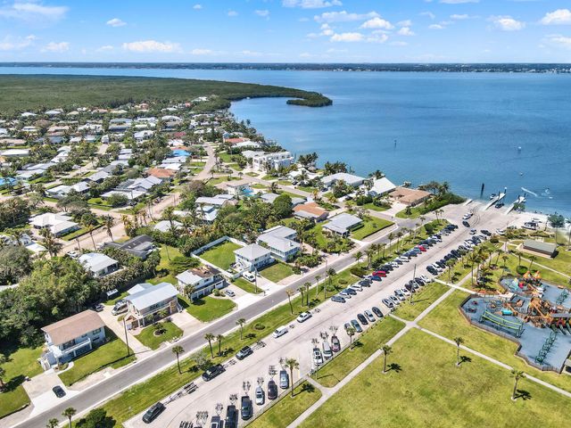 1819 Melaleuca Drive A And B, Fort Pierce, FL 34949