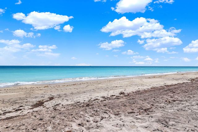 1819 Melaleuca Drive A And B, Fort Pierce, FL 34949