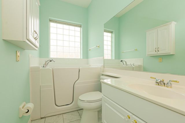 614 NW Monticello Place, Port St Lucie, FL 34986