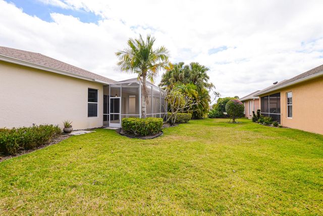 614 NW Monticello Place, Port St Lucie, FL 34986