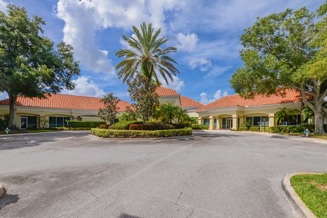 614 NW Monticello Place, Port St Lucie, FL 34986