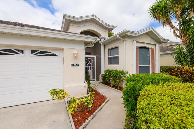 614 NW Monticello Place, Port St Lucie, FL 34986