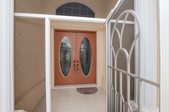 614 NW Monticello Place, Port St Lucie, FL 34986