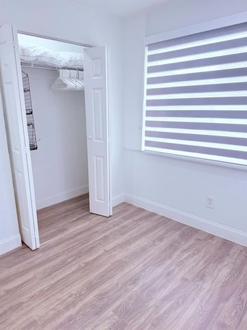 302 SW Whitmore Drive, Port St Lucie, FL 34984