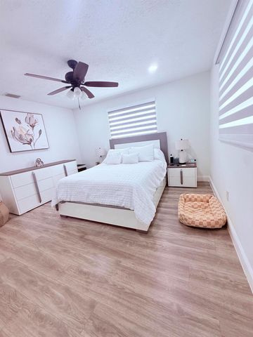 302 SW Whitmore Drive, Port St Lucie, FL 34984