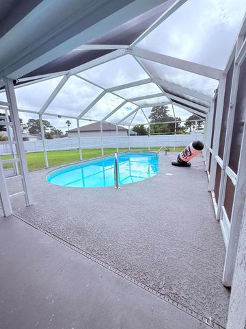 302 SW Whitmore Drive, Port St Lucie, FL 34984