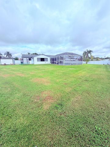 302 SW Whitmore Drive, Port St Lucie, FL 34984
