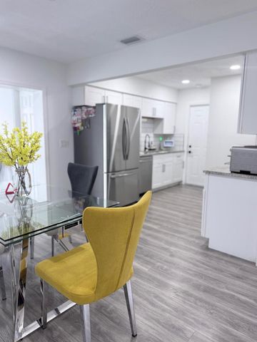 302 SW Whitmore Drive, Port St Lucie, FL 34984