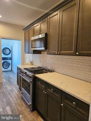 329 EASTON RD, Glenside, PA 19038