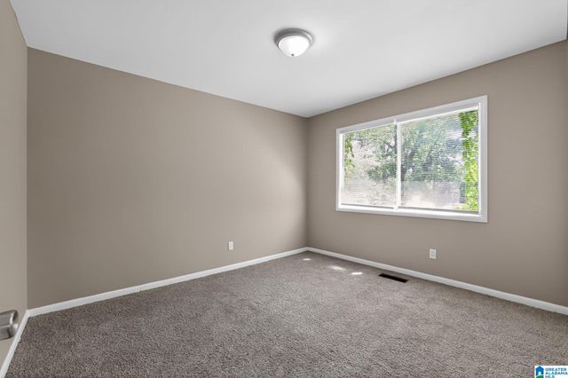 1625 5TH WAY NW, Center Point, AL 35215