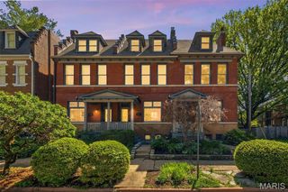 2140 Nebraska Avenue, St Louis, MO 63104