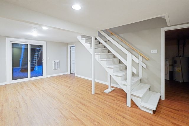 7 Debra Lane 1, Bellingham, WA 98225