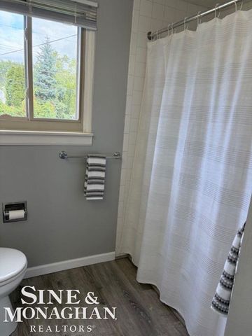 2331 Parliament Drive, Sterling Heights, MI 48310