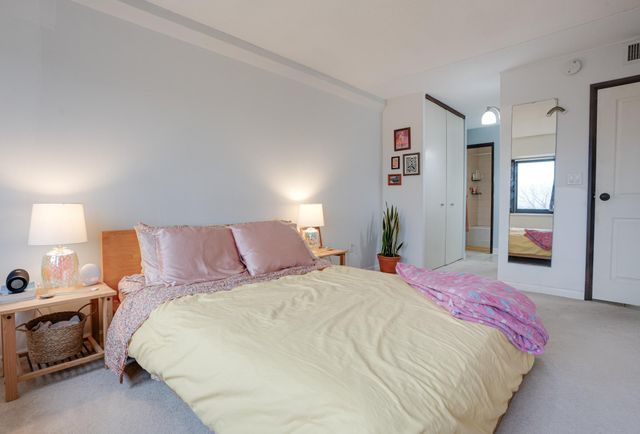 1920 S 1st Street 409, Minneapolis, MN 55454