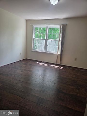 7212 LOST SPRING CT, Lanham, MD 20706