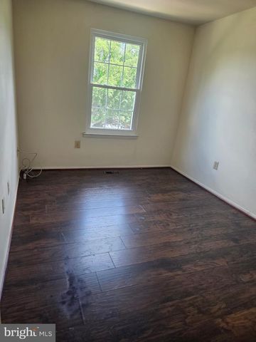 7212 LOST SPRING CT, Lanham, MD 20706