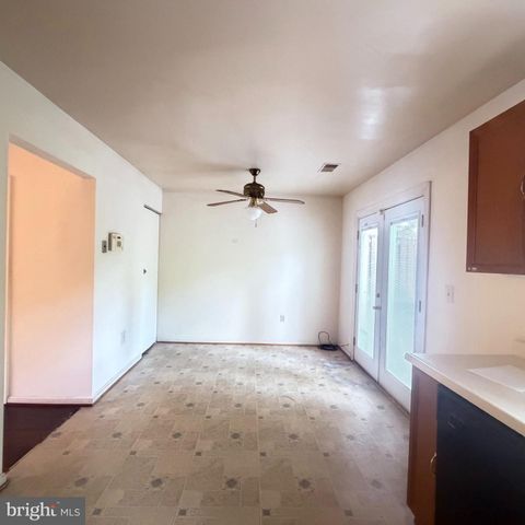 7212 LOST SPRING CT, Lanham, MD 20706