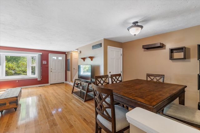 391 Providence Rd 1, Grafton, MA 01560