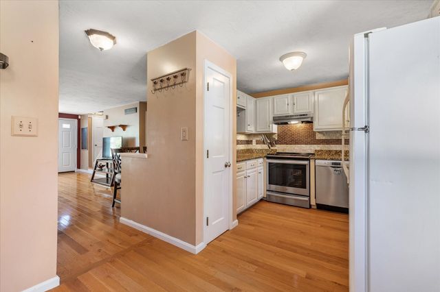 391 Providence Rd 1, Grafton, MA 01560