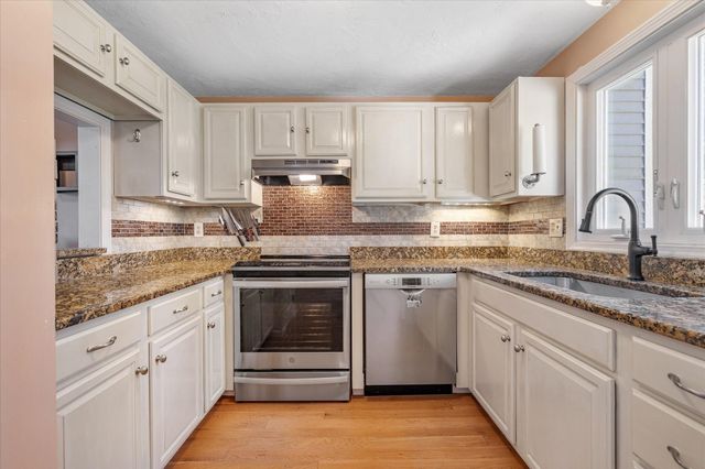 391 Providence Rd 1, Grafton, MA 01560