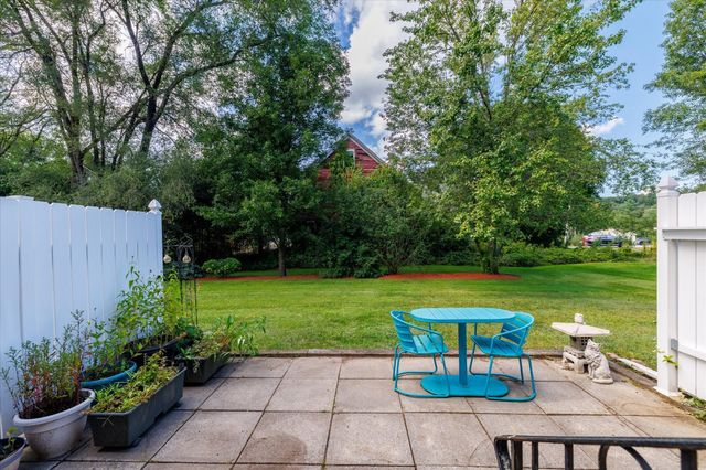 391 Providence Rd 1, Grafton, MA 01560