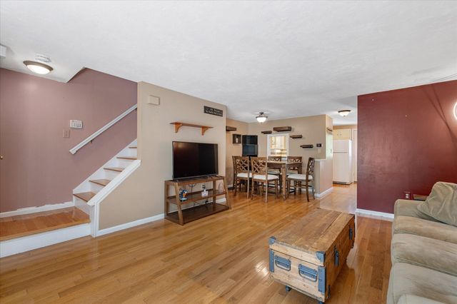 391 Providence Rd 1, Grafton, MA 01560