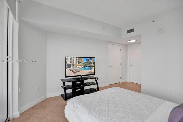 16699 Collins Avenue 3105, Sunny Isles Beach, FL 33160