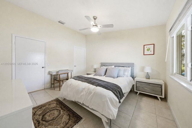 4952 SW 32nd Avenue 140, Dania Beach, FL 33312