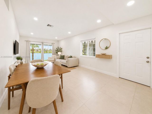 4952 SW 32nd Avenue 140, Dania Beach, FL 33312
