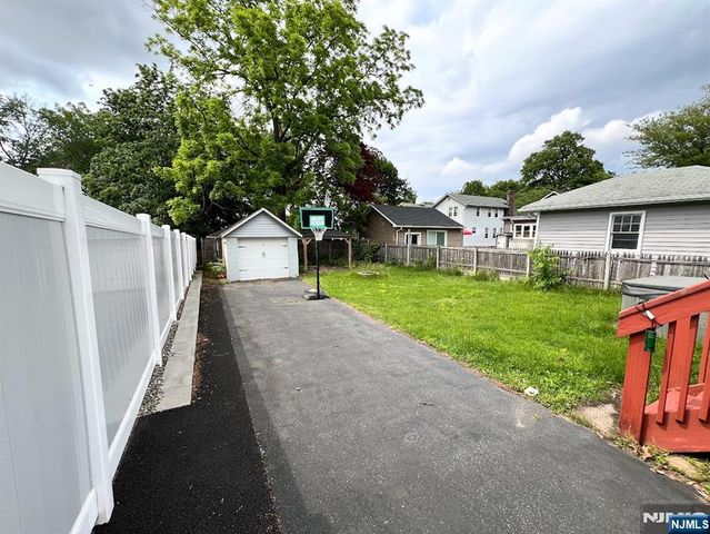 360 Carmita Avenue, Rutherford, NJ 07070