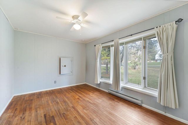 1157 Forest COURT, Hubertus, WI 53033