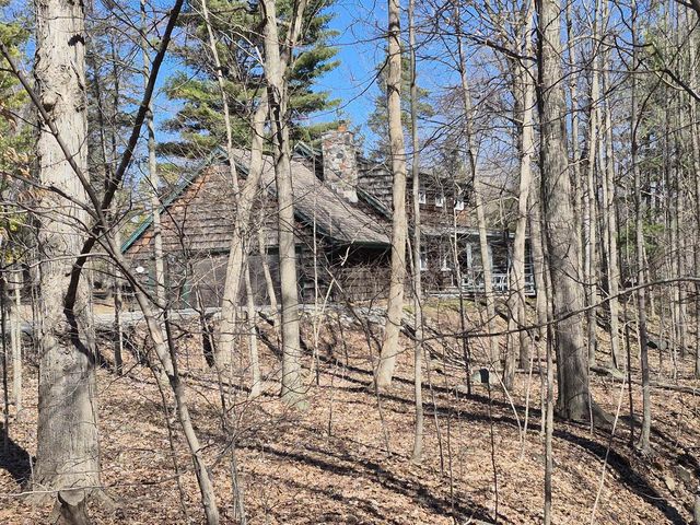 1157 Forest COURT, Hubertus, WI 53033