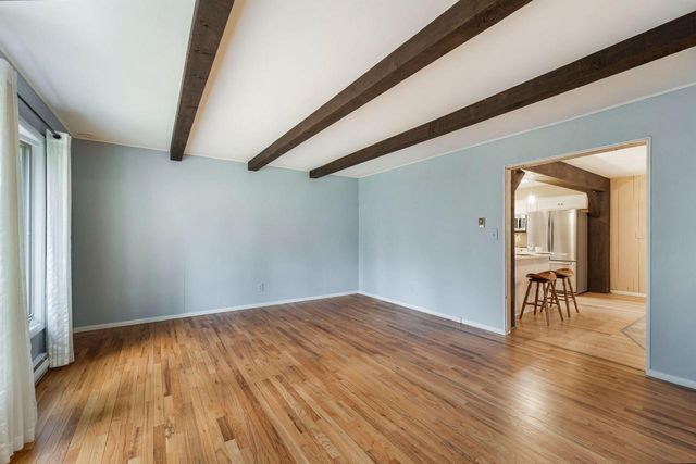 1157 Forest COURT, Hubertus, WI 53033