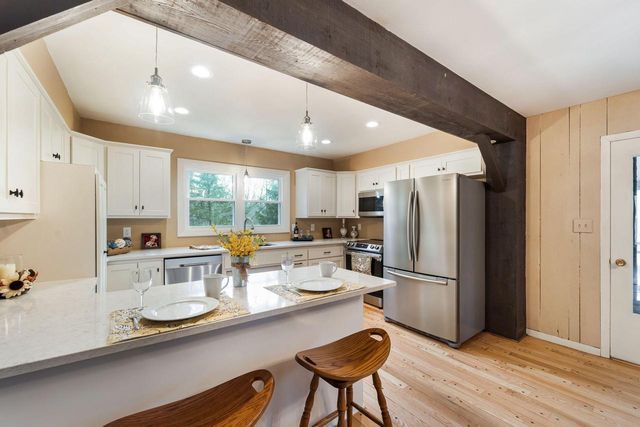 1157 Forest COURT, Hubertus, WI 53033