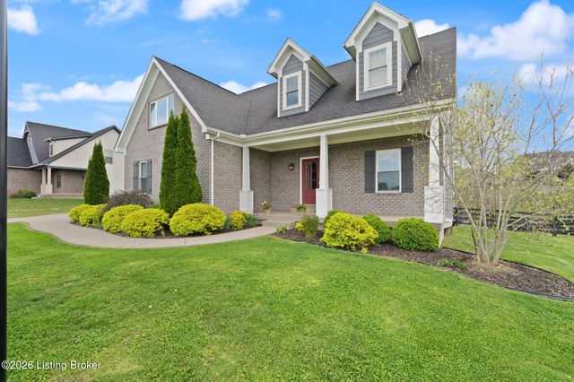 1211 Summit Parks Dr, La Grange, KY 40031