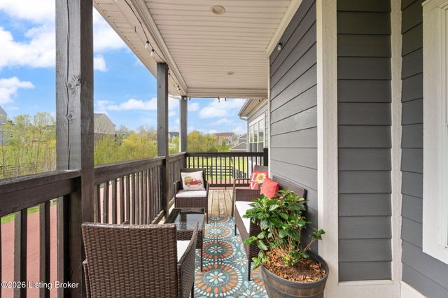 1211 Summit Parks Dr, La Grange, KY 40031