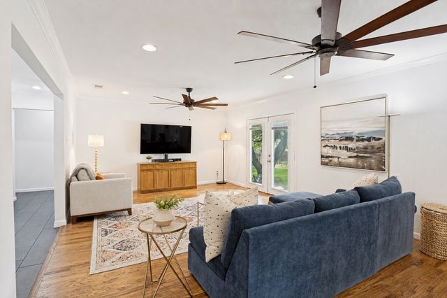 4236 Shannon Drive, Fort Worth, TX 76116