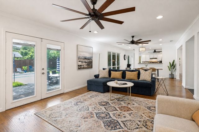4236 Shannon Drive, Fort Worth, TX 76116