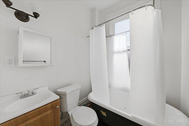 1044 Rosemont Avenue, Cincinnati, OH 45205