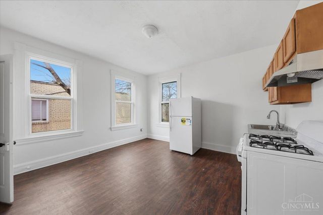 1044 Rosemont Avenue, Cincinnati, OH 45205