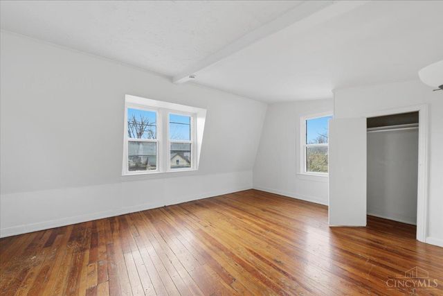 1044 Rosemont Avenue, Cincinnati, OH 45205