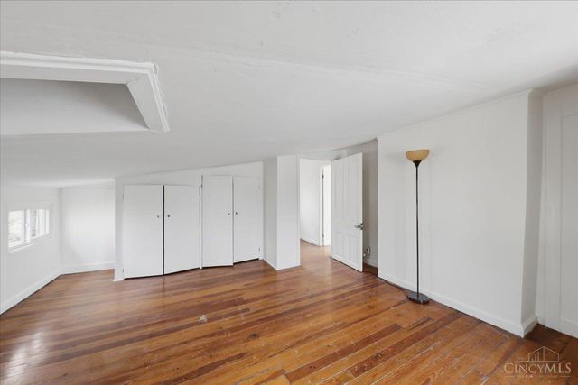 1044 Rosemont Avenue, Cincinnati, OH 45205