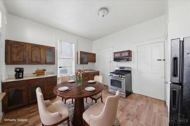 1044 Rosemont Avenue, Cincinnati, OH 45205