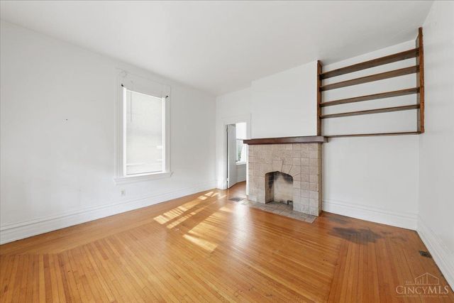 1044 Rosemont Avenue, Cincinnati, OH 45205